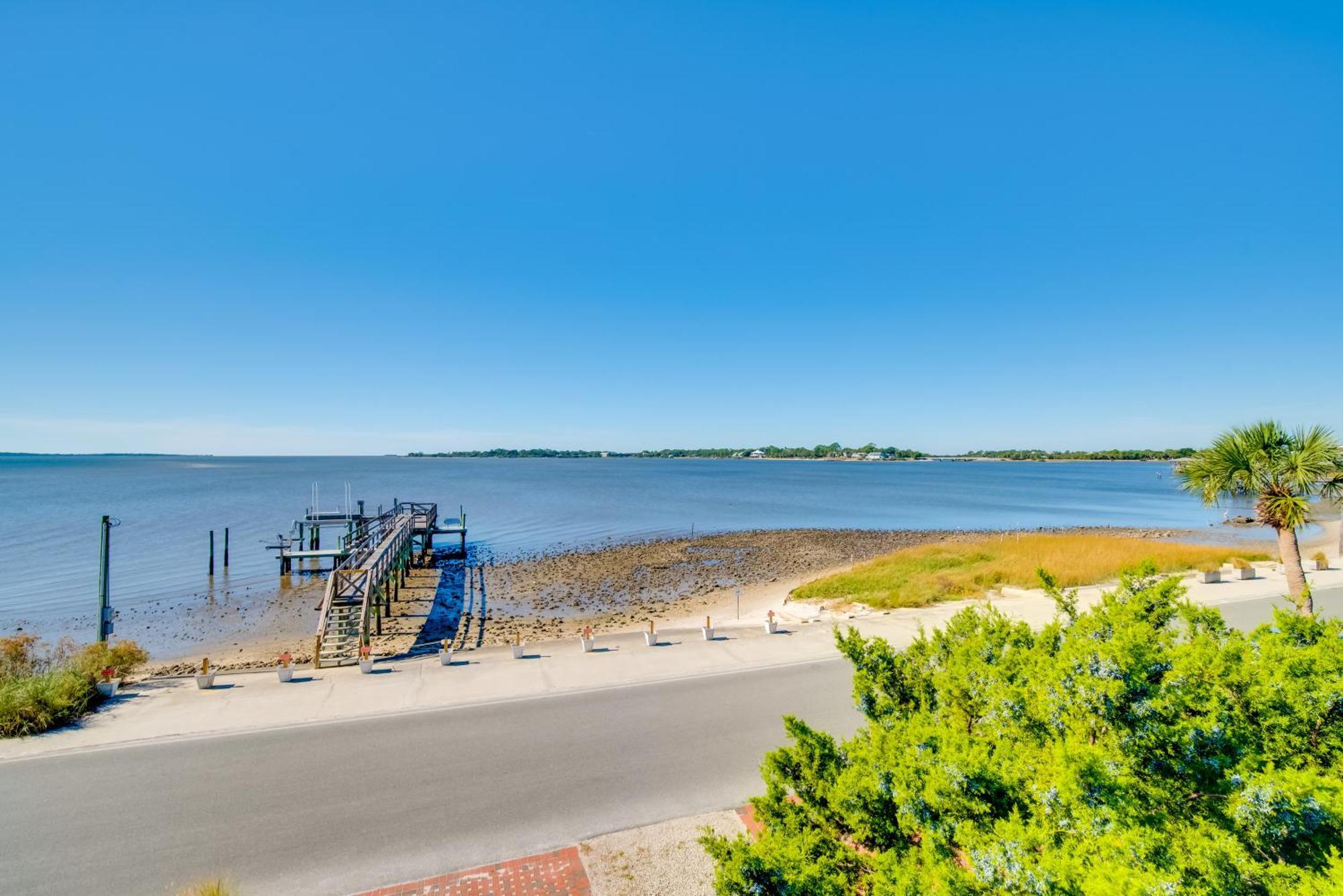 Oceanfront Oasis In Cedar Key With 2 Balconies! Villa Eksteriør bilde